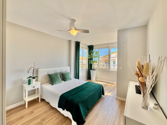 Town House in Orihuela Costa – YC475626