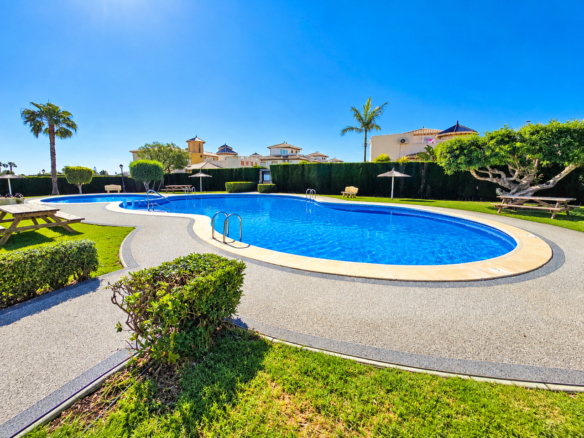 Apartment in Cabo Roig – YC487580