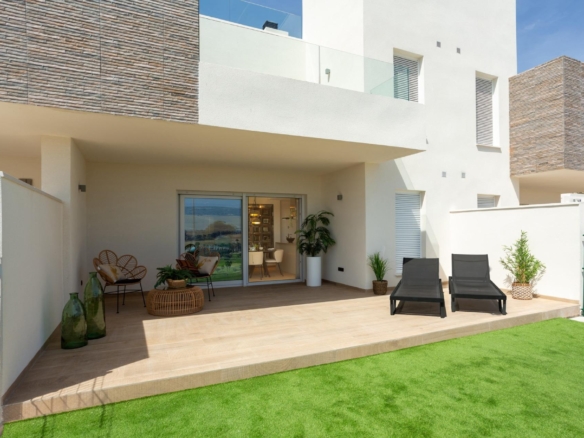 New Bungalows in La Finca Golf, Algorfa – Luxury and Nature at the Costa Blanca