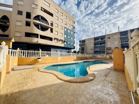 Apartment in La Mata – YC499080