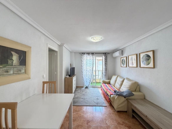 Apartment in Torrevieja – YC715243