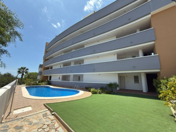 Apartment in Villamartin – YC503074