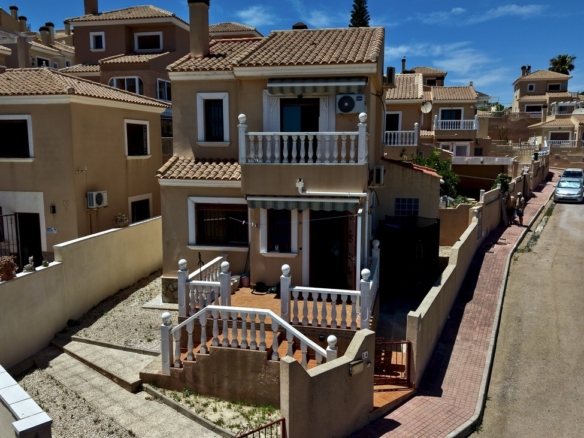 Villa in Orihuela Costa – YC503236