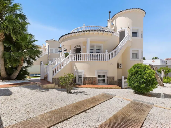 Detached house for sale in Pinar de Campoverde – YC503906