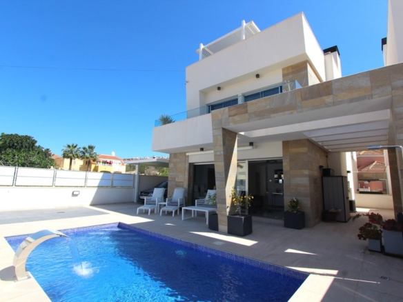 Villa in Villamartin – YC504949
