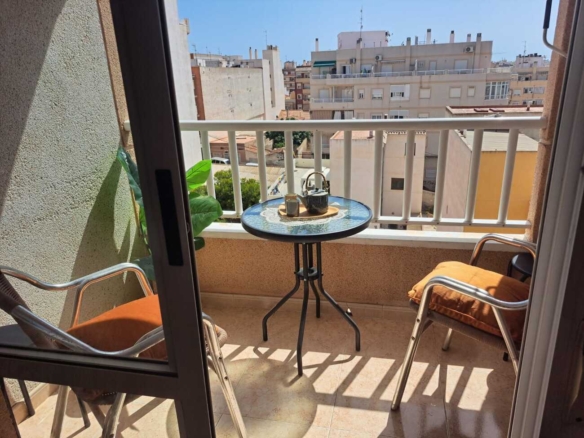 Apartment in Torrevieja – YC505182