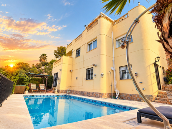 Villa in Villamartin – YC506671