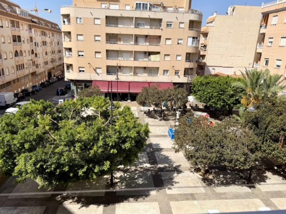 Apartment in Torrevieja – YC508128
