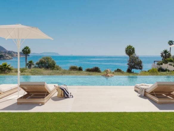 Exclusive Frontline Beach Homes in El Campello Costa Blanca