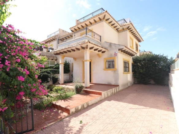 Town House in Orihuela Costa – YC511989