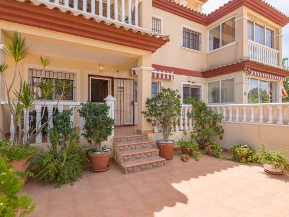 Bungalow in San Pedro del Pinatar – YC513968