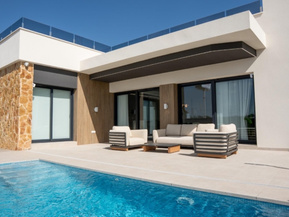 Villa in Ciudad Quesada – YC589299