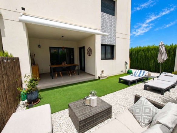 Apartment in San Miguel de Salinas – YC590306