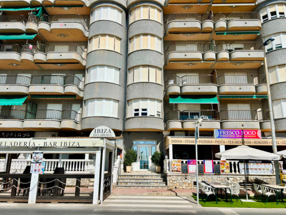 Apartment in Torrevieja – YC590874