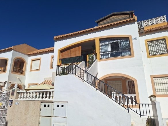 Bungalow in Torrevieja – YC591359