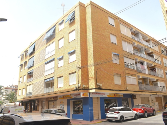 Apartment in Guardamar del Segura – YC596418