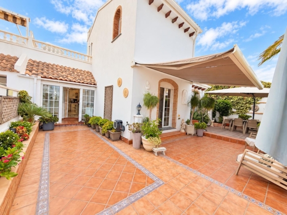 Villa in Orihuela Costa – YC600911