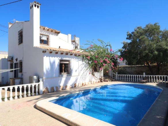 Villa in Orihuela Costa – YC611752
