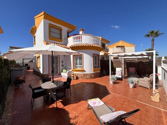 Villa in El Campo – YC612445