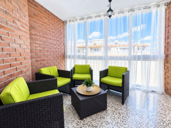 Apartment in Torrevieja – YC623504