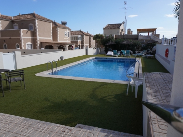 Villa in Villamartin – YC508170