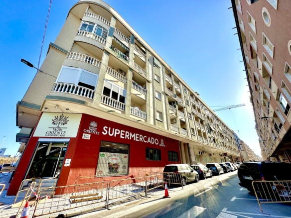 Apartment in Torrevieja – YC506554