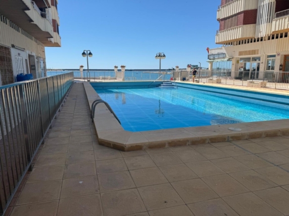 Apartment in Playa Del Acequion – YC634379