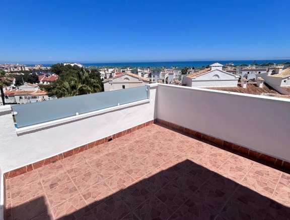 Duplex in Torrevieja – YC634919
