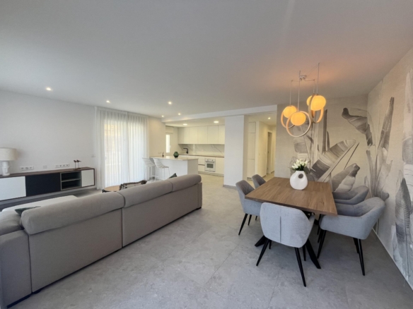 Apartment in Torrevieja – YC650558