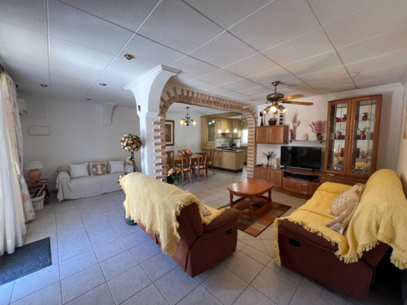 Town House in Torrevieja – YC658356
