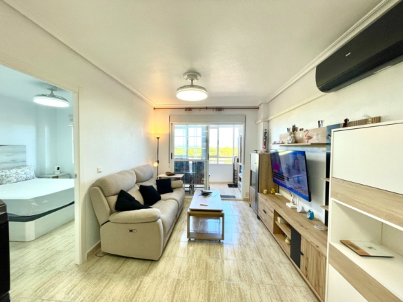 Apartment in La Siesta – YC667866