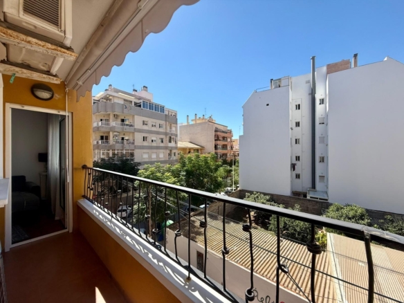 Apartment in Torrevieja – YC691145