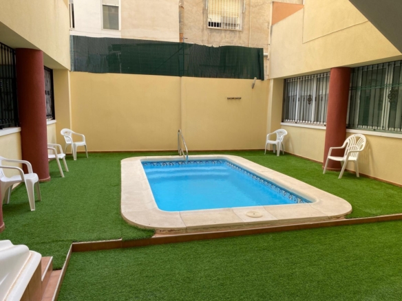 Apartment in Torrevieja – YC691481