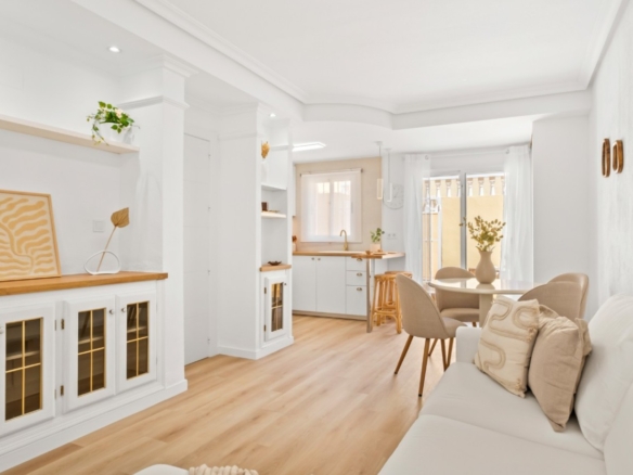 Town House in Orihuela Costa – YC715736