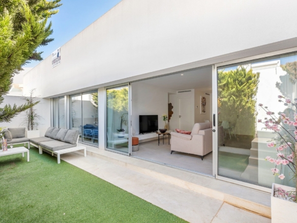 Apartment in Torrevieja – YC736998