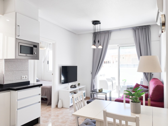 Apartment in Torrevieja – YC737482