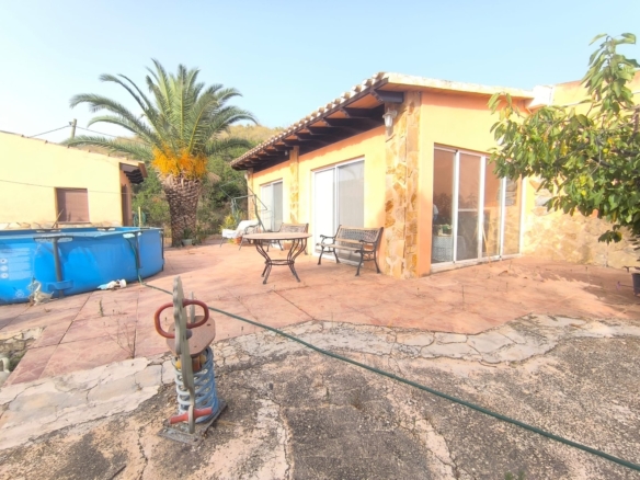 Country House in Pinoso – YC748493