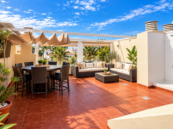 Apartment in Villamartin – YC750239