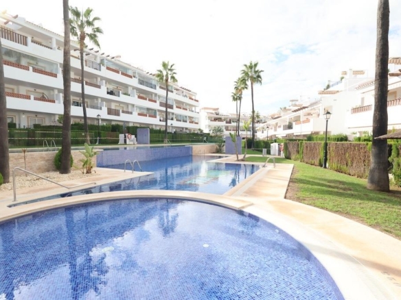 Apartment in Orihuela Costa – YC750310