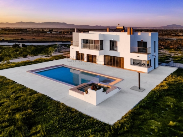 Villa in La Marina – YC752409