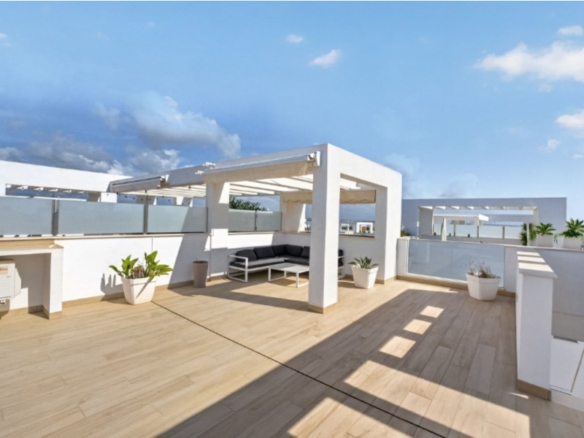 Penthouse in Torrevieja – YC754719