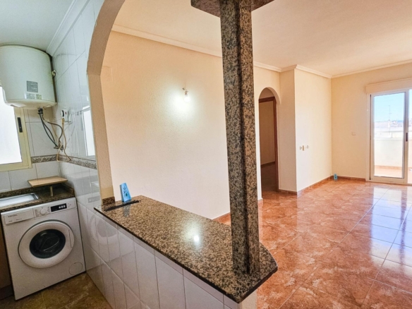 Apartment in Torrevieja – YC764086
