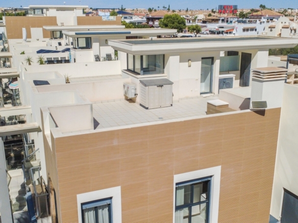 Apartment in Orihuela Costa – YC764373