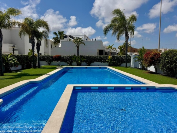 Duplex in Orihuela Costa – YC765716