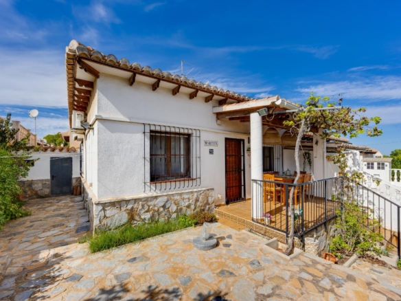 Bungalow in Torrevieja – YC765801