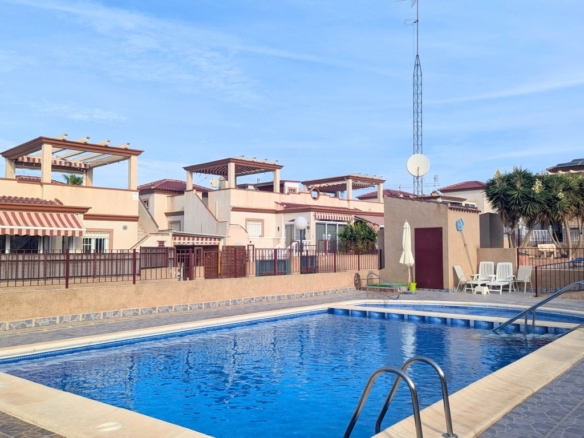 Quad House in San Fulgencio – YC766358