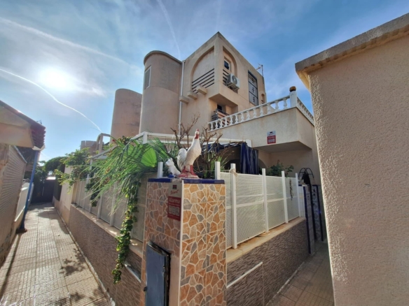 Quad House in Torrevieja – YC753986
