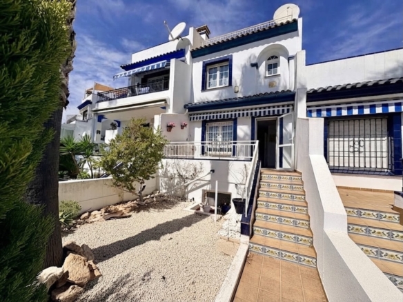 Town House in Orihuela – YC769652