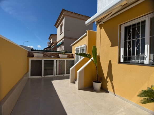 Villa in Orihuela Costa – YC787671