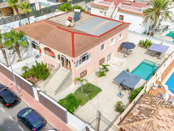 Semi Detached in Punta Prima – YC797165